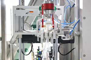 Đầy đủ tự động kích hoạt Phun sạch chai chất tẩy rửa chai chất lỏng phun Mũ niêm phong máy - Product Image 6