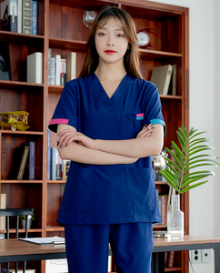 2023 nuovo stile scrub uniformi all'ingrosso - Product Image 3