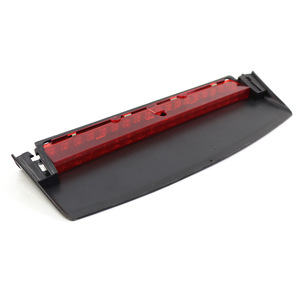 Luz de freno LED de montaje alto para Audi A5 S5, 8T0945097B, tercera luz de freno para modelos 2008-2015 - Product Image 1