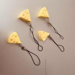 Llavero de Resina con Colgante de Queso CHENXI, Lindo, para Estudiantes, Parejas, Decoración para Mochila, Bolso, Funda de Teléfono - Product Image 1