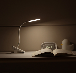 360 Degrés Rotatif Tactile Dimmable LED Liseuse USB Rechargeable Clip-on <span class=keywords><strong>Lampe</strong></span> <span class=keywords><strong>De</strong></span> <span class=keywords><strong>Chevet</strong></span> Mains Libres Livre <span class=keywords><strong>Lampe</strong></span> pour Enfants Adultes - Product Image 2