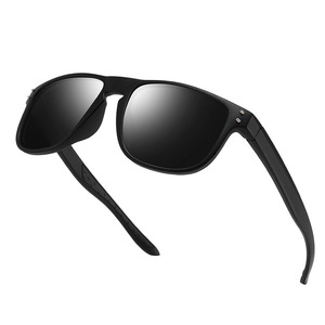 Gafas de sol polarizadas unisex para exteriores con protección UV400, montura de PC, lentes TAC negras para conducir, pescar y protegerse del sol. - Product Image 4