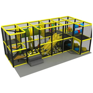 Aire de jeux intérieure en plastique avec structure jaune et panneaux géométriques colorés pour enfants - Product Image 1