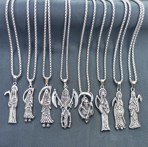 Collana con Ciondolo a Forma di Falce del Dio della Morte in Acciaio Inossidabile, Stile Retrò Europeo e Americano, Accessori all'Ingrosso - Product Image 3