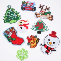 Étiquettes brodées, patchs personnalisés d'usine, broderie de logo mignon, patchs de Noël thermocollants