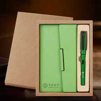 Articles personnalisables personnalisés promotion cadeau d'entreprise ensemble bloc-notes a5 et stylo roll articles cadeaux employé avec logo