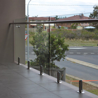 Système de balustrade en verre trempé en acier inoxydable avec pince de fixation pour villa
