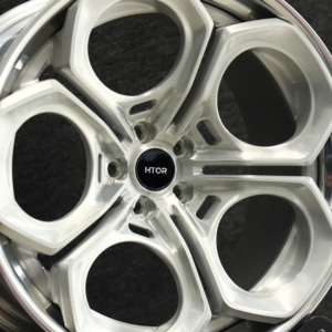 Jantes forgées en deux parties HTOR 19 20 pouces 5x110 5X114.3 Teledial blanches pour Giulia Quadrifoglio Stelvio <span class=keywords><strong>GTA</strong></span> 4C Brera - Product Image 5