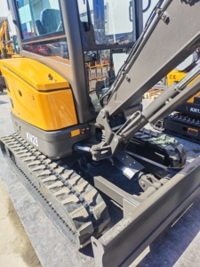 <strong>Zero</strong> <strong>Tail</strong> <strong>Swing</strong> 2.8 Ton <strong>Mini</strong> <strong>Excavator</strong> - Compact, Fuel-Efficient Digger For Farming And Landscaping Projects - Product Image 3