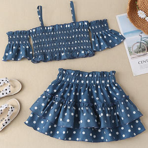 Q20336 Vêtements pour fillette, hauts à épaules dénudées à fleurs et ensembles de shorts à bretelles bleus, tenues pour enfants, vêtements pour filles - Product Image 2