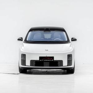 รถยนต์<span class=keywords><strong>มือ</strong></span><span class=keywords><strong>สอง</strong></span> ปี 2025 รุ่น Lixiang <span class=keywords><strong>I8</strong></span> รถยนต์ไฟฟ้าล้วน พื้นที่กว้างขวาง 6 ที่นั่ง รถ SUV ไฟฟ้าล้วน ระยะทางวิ่งไกล 720 กม. (มาตรฐาน CLTC) - Product Image 4