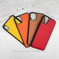 Coque 3D en faux cuir pour iPhone 12, étui transparent avec logo deboss, en stock