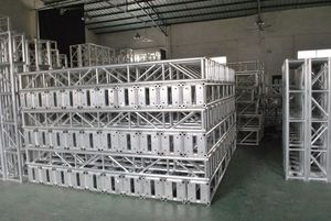 Taşınabilir Alüminyum Alaşımlı Hafif Truss Standları Kare ve Üçgen Desenli Cıvatalı Truss, Sahne Etkinlikleri ve Konser Gösterileri için - Product Image 5