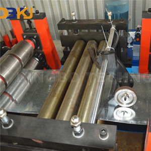 Decoiler hidráulico de 5 toneladas <span class=keywords><strong>C</strong></span> <span class=keywords><strong>Z</strong></span> <span class=keywords><strong>Purlin</strong></span> Máquina formadora de rollos Enmarcado de acero Quilla de acero ligero CZ Perfil de canal <span class=keywords><strong>Purlin</strong></span> que hace la máquina - Product Image 2