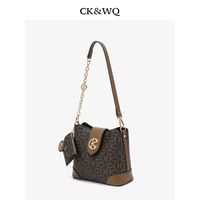 Tas Desainer Monogram Cokelat Elegan, Tas Selempang Kulit Kontras Model Bucket, Tas Bahu Wanita dengan Rantai Logo, Tas Selempang Wanita untuk Sehari-hari
