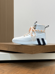 <b>Supportive</b> Sole Cushioning Anti Degradation Timeless Casual Stable Serrated Outsole Breathable Panel Construction Walking Shoe - Product Image 4