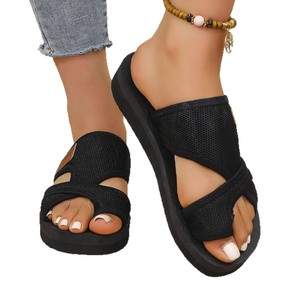 Chaussures aquatiques tendance et antidérapantes pour femmes, style européen et américain, à bout ouvert, résistantes à l'usure - Product Image 5