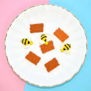 100 unids/bolsa el nido <span class=keywords><strong>de</strong></span> abeja panal Flatback resina encantos para Slime móvil caso llavero DIY artesanía Decoración - Product Image 6
