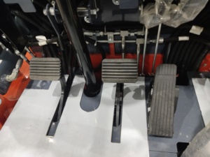 รถยกไฟฟ้าลิเธียมแบตเตอรี่แบบป้องกันการระเบิด ขนาด 3 ตัน 3.5 ตัน ยี่ห้อ GYPEX มอเตอร์ 48V รับประกัน 1 ปี สำหรับขนส่งสินค้าในคลังสินค้าและตู้คอนเทนเนอร์ - Product Image 3