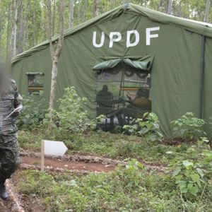 Custom Army-green <b>Canvas</b> Double Layer One Bedroom <b>Wall</b> Tent 100 Persons Durable Frame Four-season All Weather 3000mm - Product Image 2