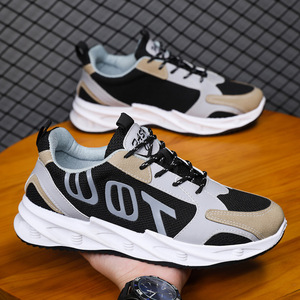 Calzature da Allenamento Quotidiano di Lusso per Uomo con Logo Personalizzato, Traspiranti in Rete Leggera, Struttura Stabile Antiscivolo e Resistente all'Usura - Product Image 4