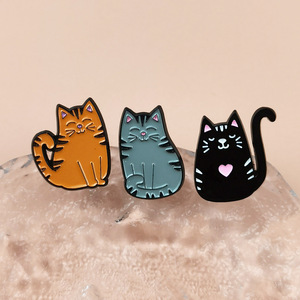 <span class=keywords><strong>Kawaii</strong></span> Kedi Emaye Rozetleri, Sevimli Yavru Kedi Broş Seti - Product Image 1