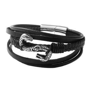 Yunnique Pulsera de serpiente de acero de titanio, joyería de moda en forma de S negra para hombres y mujeres - Product Image 1