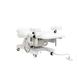 En Çok Satan Fabrika Tedarikli Profesyonel 4 Motorlu Elektrikli Jinekolojik Koltuk Doğum Muayene Tıbbi Ameliyat Yatağı - Product Image 3