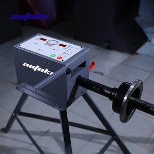 Équilibreuse de roues dynamique manuelle pour pneus de <span class=keywords><strong>voiture</strong></span> avec fonctionnalités de rotation manuelle du véhicule - Product Image 3