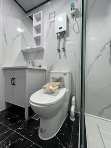 บ้านสำเร็จรูปโครงสร้างเหล็กแบบเคลื่อนย้ายได้สั่งทำได้ตามต้องการสำหรับขายส่ง โรงแรมหรู 2 ห้องนอน พร้อมผนังแผงแซนวิชและดีไซน์ทันสมัย - Product Image 3