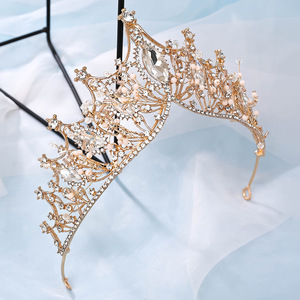 Accessori di abbigliamento da sposa di lusso 2023 copricapo da sposa fatti a mano con corona di fiori e strass - Product Image 3