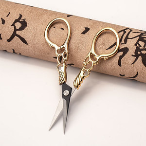 Household <b>Titanium</b> Alloy Small Scissors Straight Head Stainless Steel Blade Retro Craftsmanship Tailor Scissors - Product Image 3