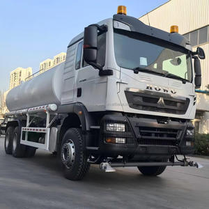 Camión <span class=keywords><strong>Cisterna</strong></span> de <span class=keywords><strong>Agua</strong></span> HOWO TX Nuevo, 6x4, 20000L, Sinotruk, Camión <span class=keywords><strong>Cisterna</strong></span> con Aspersor de <span class=keywords><strong>Agua</strong></span> para la Venta - Product Image 2