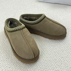 Bottes de neige UG pour femmes personnalisables OEM - Chaussons chauds d'hiver doublés de cachemire à semelle épaisse, chaussures d'intérieur et d'extérieur antidérapantes pour femmes - Product Image 4