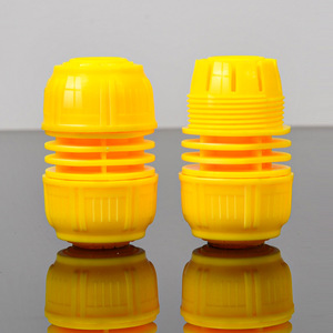 Connecteur rapide en plastique jaune pour réparation de tuyaux, extension de tuyau d'eau, installation facile - Product Image 2