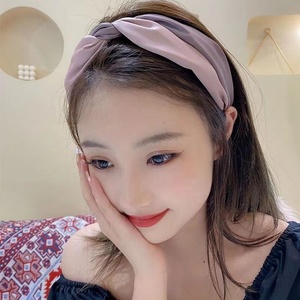 Bandeau noué pour femmes filles bandeau en Satin antidérapant bandeaux de mode haut bandeau noeud pour femmes - Product Image 5