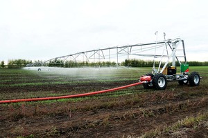 Máquina de riego por pivote agrícola de precisión con gestión remota del agua, sensores de suelo y sistema de paneles solares - Product Image 6