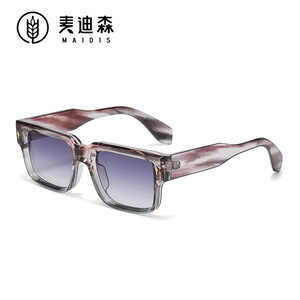 Jamie 5172 Square Frame Sunglasses Black Plastic UV400 Men's Street Style Small Frame Sunshades - Product Image 4