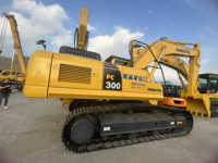 Chargeuse-pelleteuse d'occasion KOMATSU PC300 modèle 2022, moteur 141KW, godet de 1,5 m, poids opérationnel de 30 tonnes