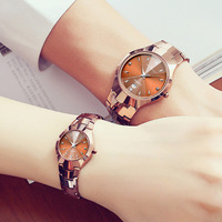 Ensemble de montres de luxe pour couple, montres étanches pour couple, montres pour femmes et hommes avec calendrier, montres unisexes en acier inoxydable à quartz