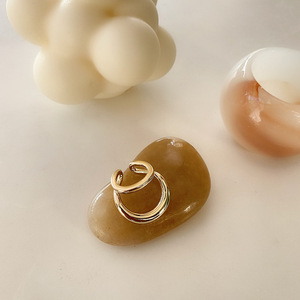 ต่างหูเม็ดเดี่ยวสแตนเลสขายดีต่างหูเกลียวปลายสูงสำหรับผู้หญิงกันน้ำเครื่องประดับฮิปฮอปที่ไม่ซ้ำใคร - Product Image 5