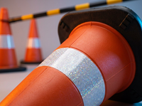 Cônes de signalisation routière flexibles et réfléchissants en PVC économique de 900 mm pour la sécurité des routes et des rues