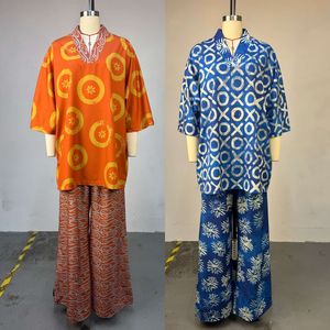 Bayanlar İçin Günlük 2 Parça Takım Tatlı ve Ferah Baskılı V Yaka Yarasa Kol Yüksek Bel Düz Paça Pantolon İki Parça Takım - Product Image 3