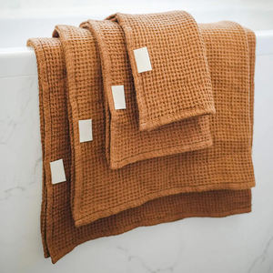 कस्टम लक्जरी निजी लेबल यूरोपीयन सन सन सन हाथ तौलिया महिला पहनने योग्य वेफ़ल स्नान तौलिया - Product Image 2