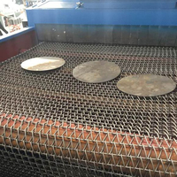 Machine de sablage à bande transporteuse métallique motorisée pour décapage de calamine, à billes d'acier, avec contrôle PLC + écran tactile, longue durée de vie