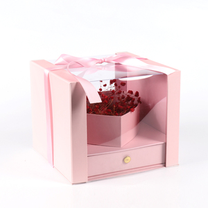 Hộp Hoa Hồng Nổi Tiếng Hộp Hình Trái Tim Trung Ngăn Kéo Đáy Hộp Quà Tặng Sang Trọng Với Cửa Sổ <span class=keywords><strong>PVC</strong></span> Và Tay Cầm Ruy Băng - Product Image 3