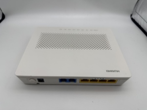 HG8347R HG8342R HG8240F HG8240M HG8546M EPON GPON XPON ONU Unité de réseau optique 4FE Ports RJ45 FTTH d'occasion - Product Image 2