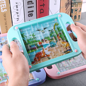 Jouet éducatif en plastique pour enfants Balance Ball Board Track Maze Handheld Game Puzzle Kindergarten Flat Walking Head Puzzle - Product Image 4