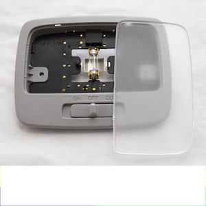 Conjunto de Luz de Techo 928301F500EZ para Kia Sportage 04-09, Gris, Repuesto de Iluminación Interior - Product Image 1