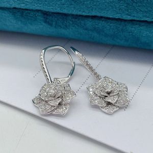 Xinfly Camelllia Joyería Fina, Aretes Colgantes de Aro con Flor de Lujo, Oro Real de 18K, Diamante Natural de 0.8CT, para Mujer - Product Image 4